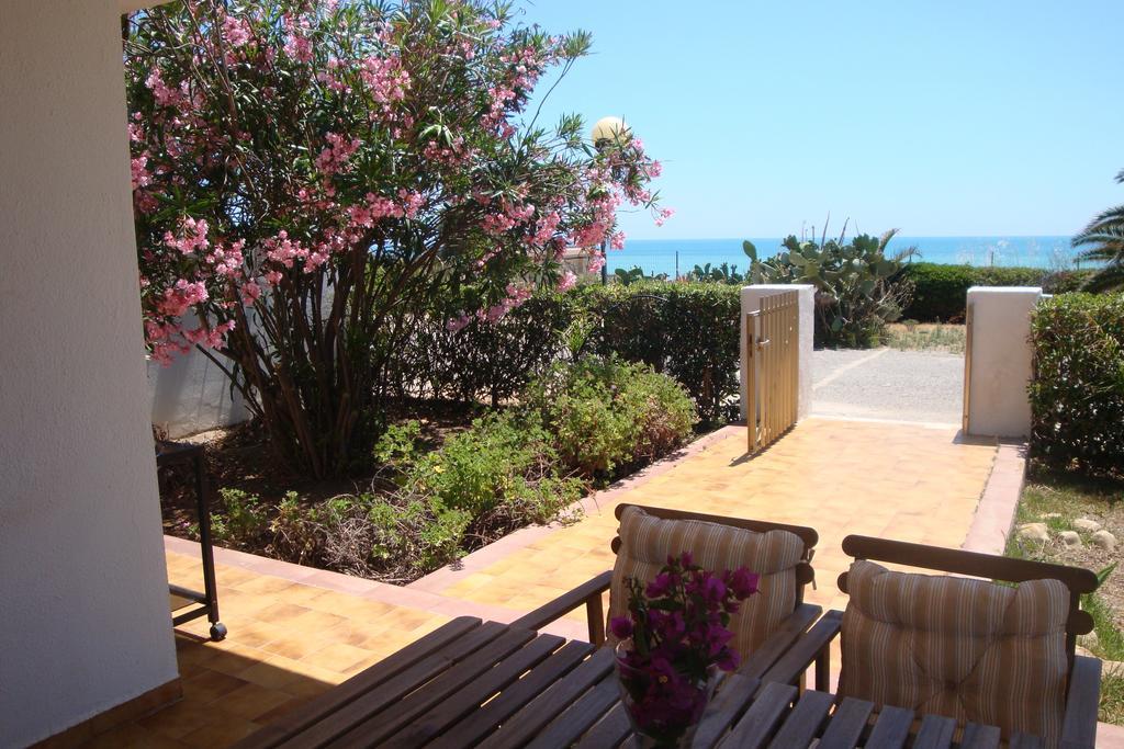 Cala Vigliena Il Sole Negli Occhi Villa Punta Braccetto Room photo
